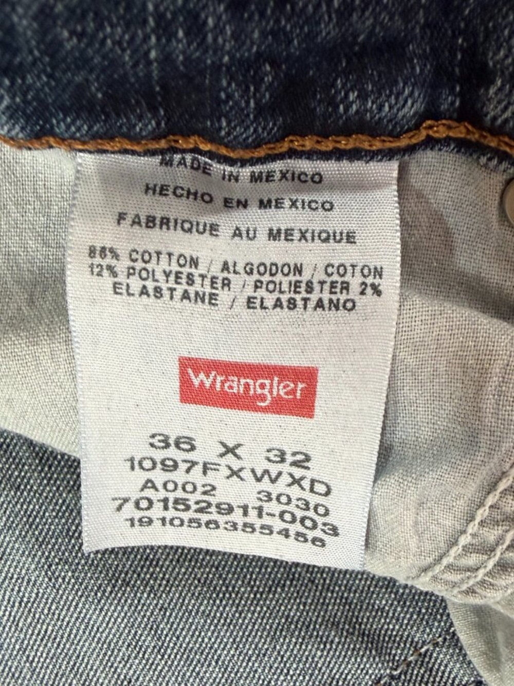 Men's Wrangler Jeans - 1097FXWXD - Size 36 x 32 Great Condition - Picture 2 of 10
